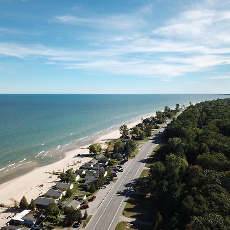 Beach Club Of Oscoda - The Lakeshore Cottage 외부 사진