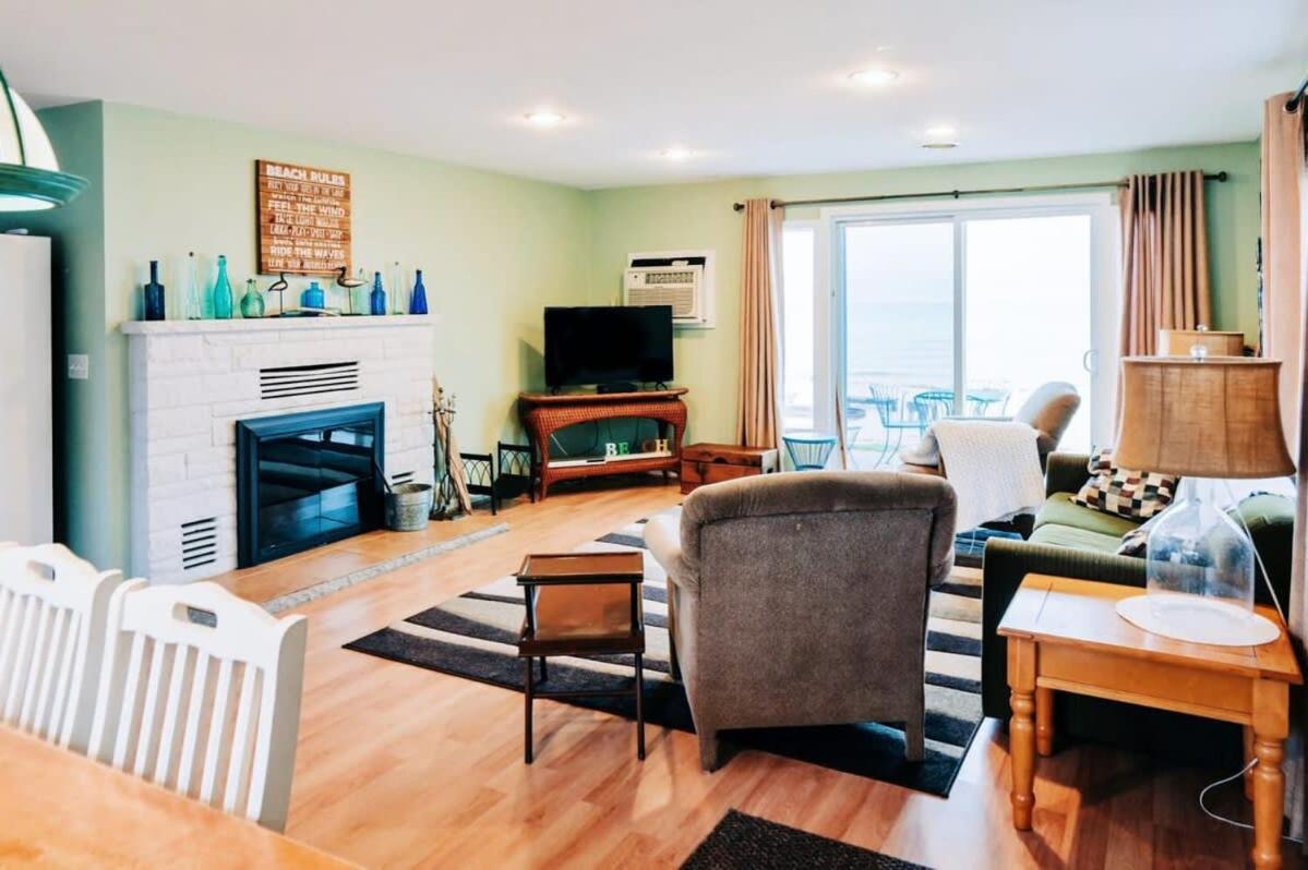 Beach Club Of Oscoda - The Lakeshore Cottage 외부 사진